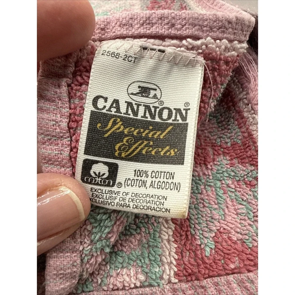 2 -Vtg 70s Cannon Special Effects Floral Hand Towel 22.5x16